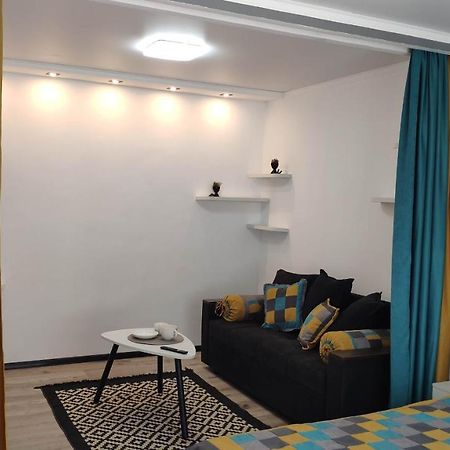 Apartment On Panfilova 114 Αλμάτι Εξωτερικό φωτογραφία